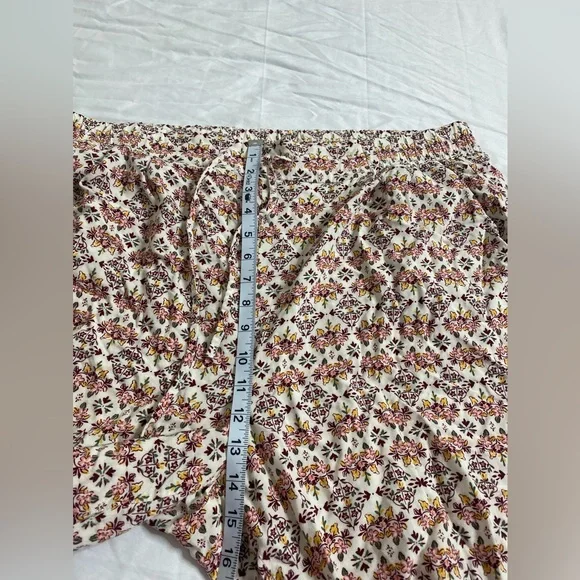 Torrid Womens Pull-On Wide Leg Floral High Rise Pants - Picture 10 of 12
